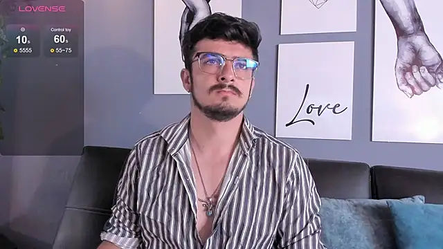 AaronFuentes7 online show from 5, 10, 2025