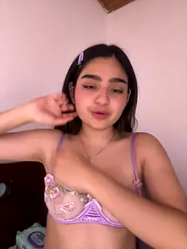 Clementyne30 online show from 19, 9, 2025