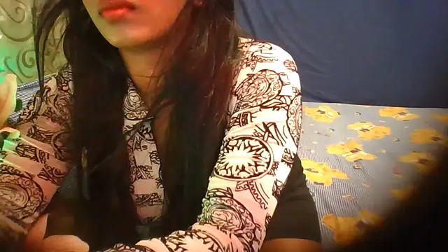 Snapshot of LustInLips chatting on 29, 5, 2026 LustInLips online show from 29, 5, 2026