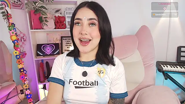 justonecute online show from 25, 3, 2026