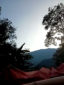 CoMay003 online show from 20, 9, 2025