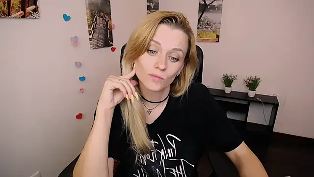 PeppyMia online show from 30, 9, 2025