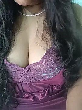 Snapshot of Anjali-bhabhi chatting on 22, 6, 2026 Anjali-bhabhi online show from 22, 6, 2026