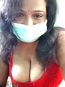 misspriya03 online show from 15, 10, 2025