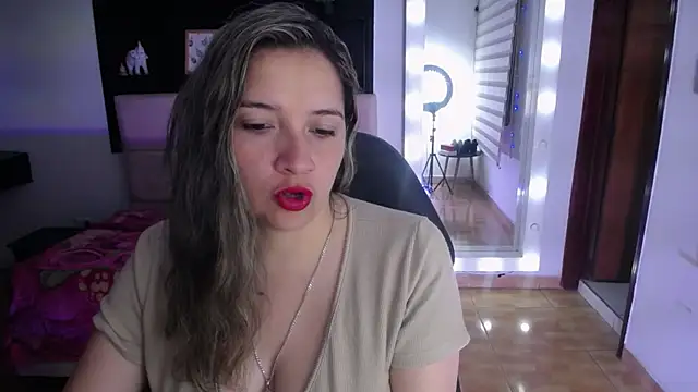 Agatha bellucci  online show from 14, 1, 2026