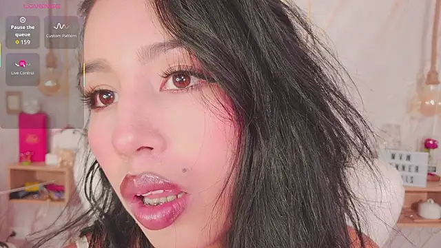 Miss Charlottet online show from 25, 3, 2026