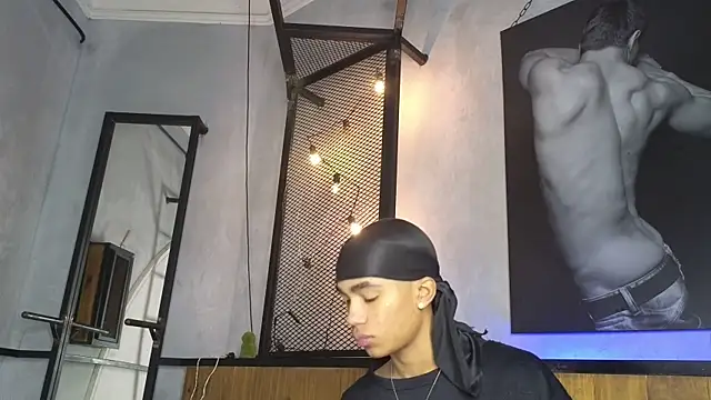 AlanCutee online show from 25, 2, 2026