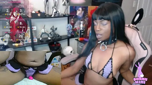 Snapshot of bunniikimi chatting on 24, 11, 2025 bunniikimi online show from 24, 11, 2025
