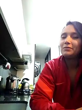 Snapshot of Esmeralda333 chatting on 28, 10, 2025 Esmeralda333 online show from 28, 10, 2025