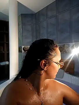 Snapshot of Esmeralda333 chatting on 9, 11, 2025 Esmeralda333 online show from 9, 11, 2025