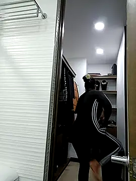 Snapshot of Esmeralda333 chatting on 14, 11, 2025 Esmeralda333 online show from 14, 11, 2025