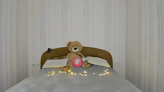 Daria de luxe online show from 12, 11, 2025