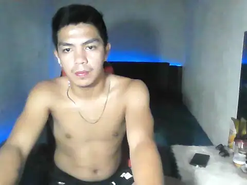 Hunky paul online show from 17, 4, 2026