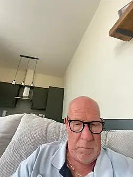 Snapshot of philefc chatting on 6, 7, 2026 philefc online show from 6, 7, 2026
