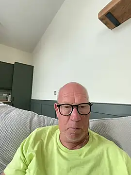 Snapshot of philefc chatting on 15, 7, 2026 philefc online show from 15, 7, 2026