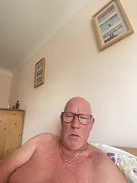 Snapshot of philefc chatting on 28, 7, 2026 philefc online show from 28, 7, 2026