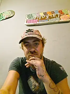 Snapshot of 3615-ULLA chatting on 27, 11, 2025 3615-ULLA online show from 27, 11, 2025