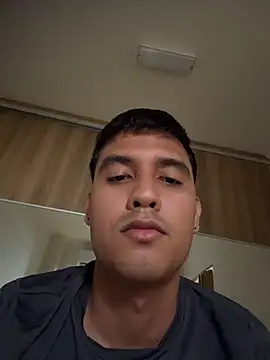 Snapshot of Lucasgonxalex chatting on 18, 7, 2026 Lucasgonxalex online show from 18, 7, 2026