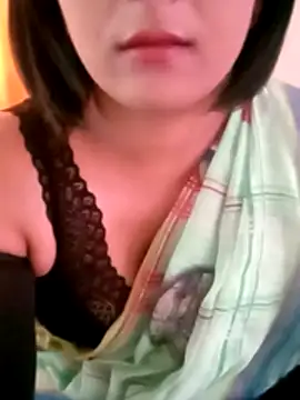 Snapshot of Queen_Kushi4 chatting on 15, 7, 2026 Queen Kushi4 online show from 15, 7, 2026
