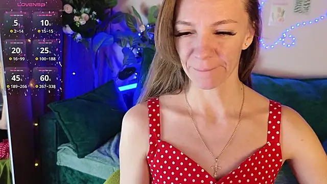 Jesica mooon online show from 19, 2, 2026