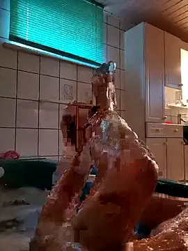 Kaosmikey online show from 4, 3, 2026