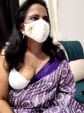 mallu-lover online show from 18, 1, 2026