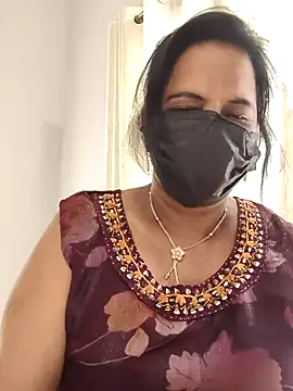 Snapshot of mallu-lover chatting on 20, 4, 2026 mallu-lover online show from 20, 4, 2026