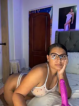 ema zoe online show from 28, 11, 2025