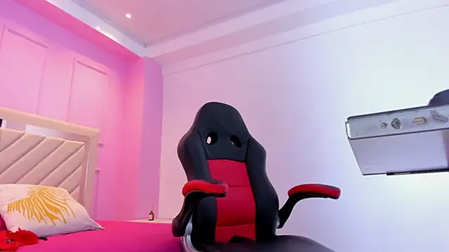 ALISSON BARKER online show from 29, 10, 2025