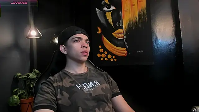 Eryonbradley online show from 4, 12, 2025