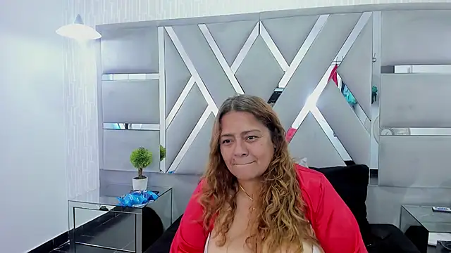 MonzerratBoyer online show from 7, 4, 2026