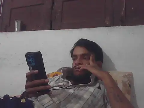 yashuuuu021 online show from 25, 9, 2025