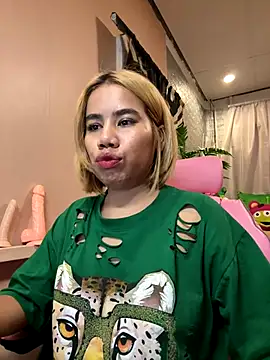 Snapshot of Kath_C chatting on 1, 10, 2025 Kath C online show from 1, 10, 2025