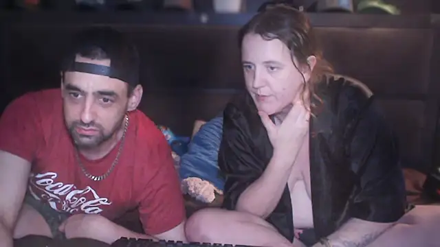 Snapshot of thatsassycouple chatting on 15, 10, 2025 thatsassycouple online show from 15, 10, 2025