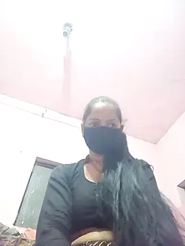 Snapshot of Mushkan_sharma chatting on 18, 10, 2025 Mushkan sharma online show from 18, 10, 2025