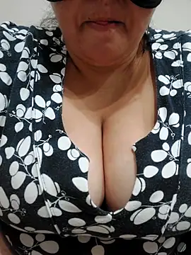 evli ateslicift online show from 27, 9, 2025