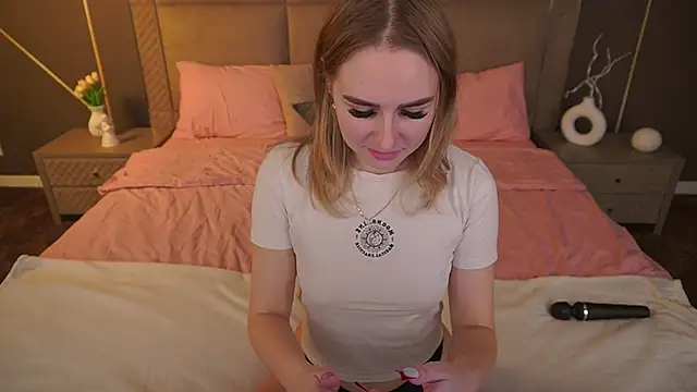 Snapshot of GabriellaJass chatting on 19, 10, 2025 GabriellaJass online show from 19, 10, 2025