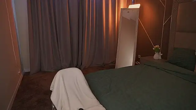 Snapshot of GabriellaJass chatting on 6, 11, 2025 GabriellaJass online show from 6, 11, 2025