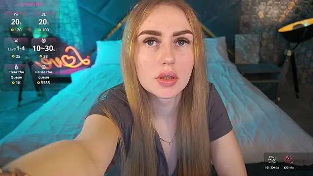 Snapshot of GabriellaJass chatting on 17, 11, 2025 GabriellaJass online show from 17, 11, 2025