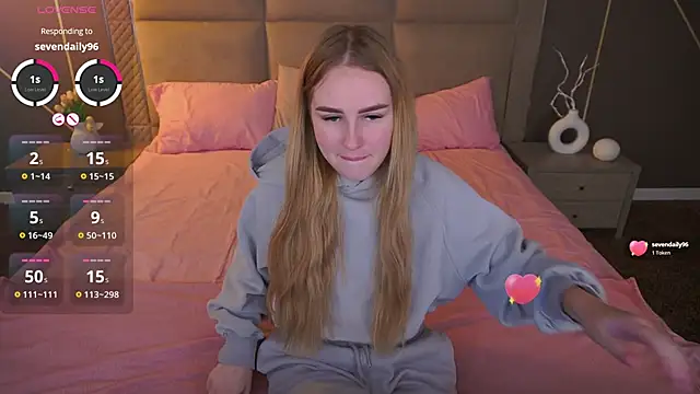 Snapshot of GabriellaJass chatting on 18, 11, 2025 GabriellaJass online show from 18, 11, 2025