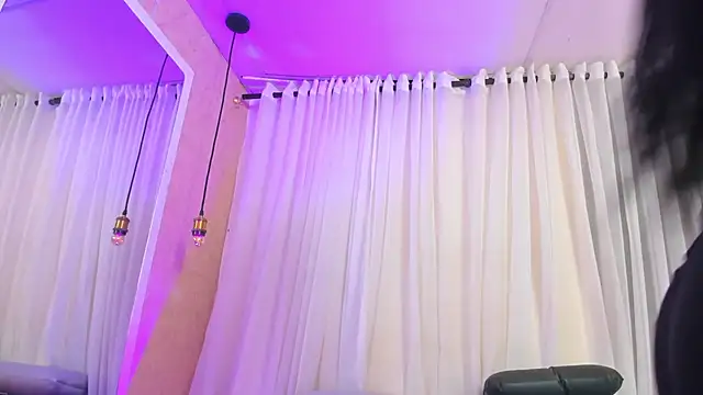Snapshot of michaelmistress chatting on 11, 10, 2025 michaelmistress online show from 11, 10, 2025