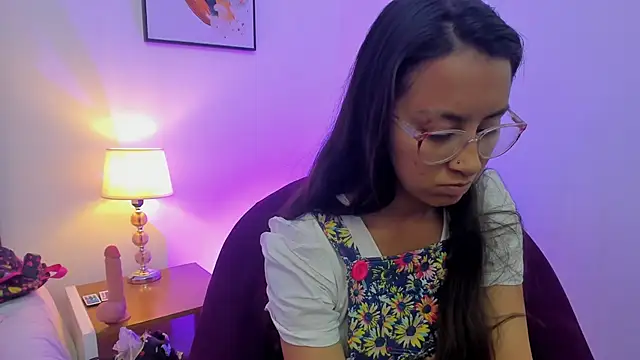 bravepetunia online show from 24, 11, 2025