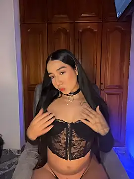 Snapshot of KaditaNavarro chatting on 17, 2, 2026 KaditaNavarro online show from 17, 2, 2026