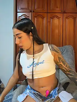 KaditaNavarro online show from 21, 4, 2026