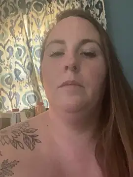 Snapshot of Domimommy420 chatting on 19, 9, 2025 Domimommy420 online show from 19, 9, 2025