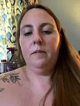 Snapshot of Domimommy420 chatting on 9, 10, 2025 Domimommy420 online show from 9, 10, 2025