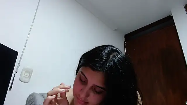 Snapshot of Electraweb_09 chatting on 9, 10, 2025 Electraweb 09 online show from 9, 10, 2025