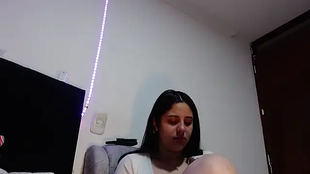 Snapshot of Electraweb_09 chatting on 16, 10, 2025 Electraweb 09 online show from 16, 10, 2025