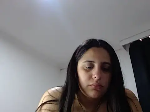 Snapshot of Electraweb_09 chatting on 11, 11, 2025 Electraweb 09 online show from 11, 11, 2025