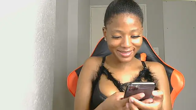 Ballenciaa online show from 21, 9, 2025